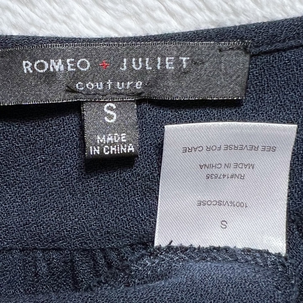 SOLD-Romeo+Juliet Couture Navy Blue Ruffled Tiered Bell Sleeve Tie Neck Top - Picture 9 of 10